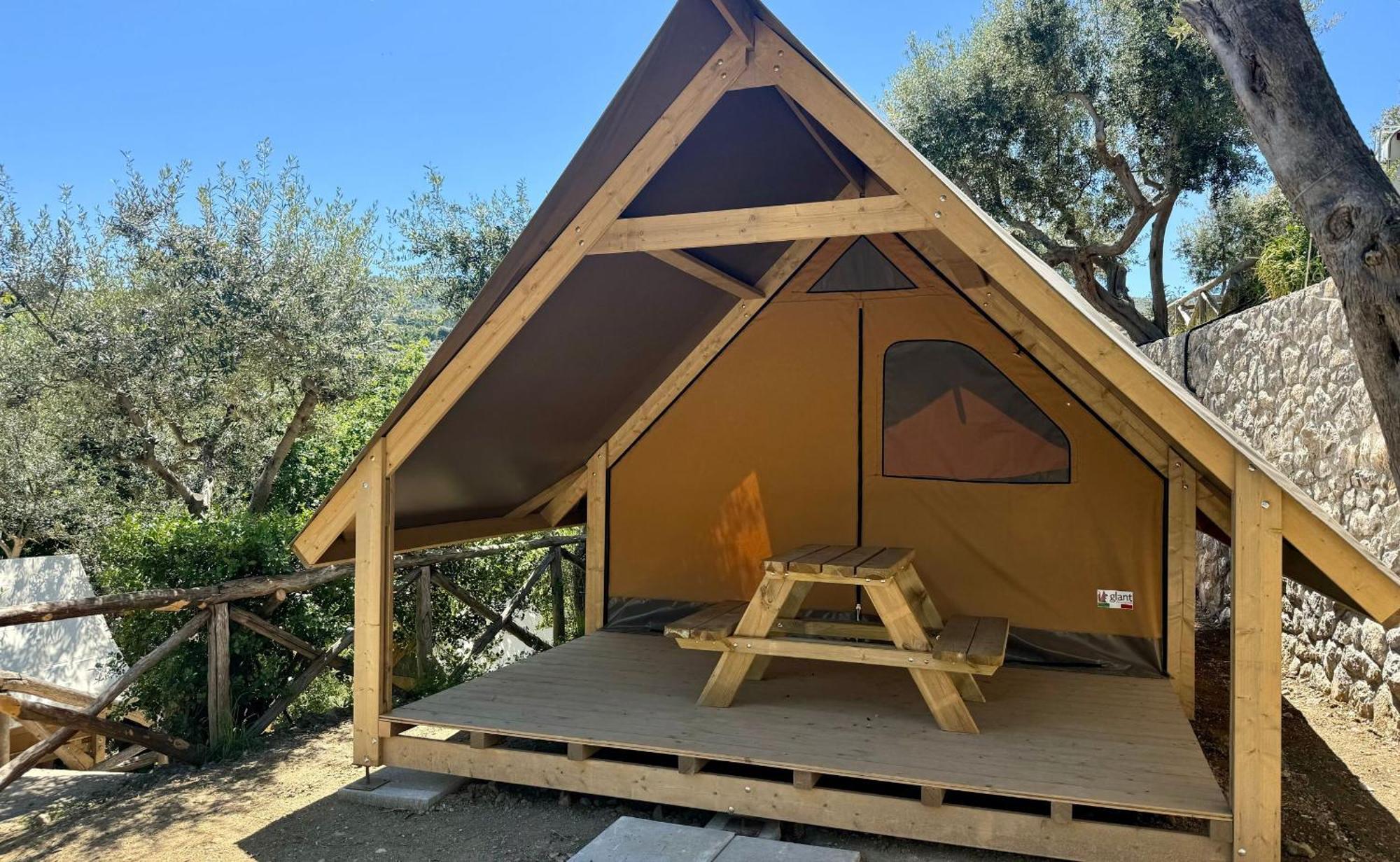 Hostel & Glamping Santa Fortunata Sorrento Exterior foto
