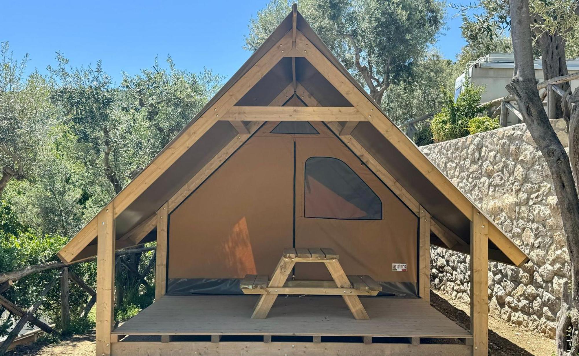 Hostel & Glamping Santa Fortunata Sorrento Exterior foto